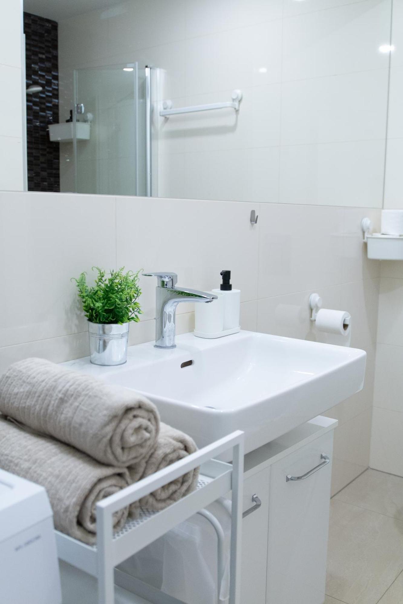 Elegant In Wenceslas Square Apartment Prague